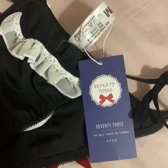 Japanese lingerie cut out panties - Picture 4 of 6